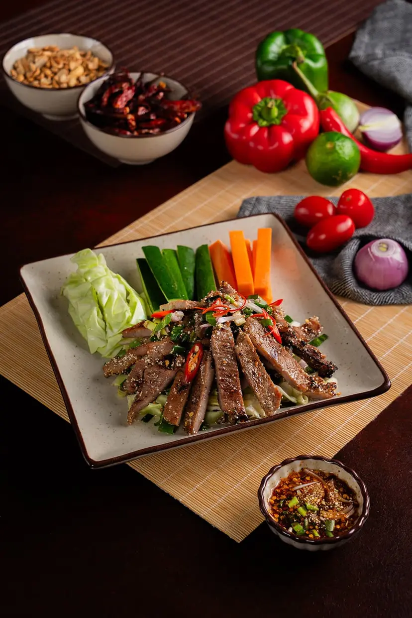 Шашлык из кокосовой свинины с липким рисом — Thai Siam Kitchen