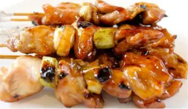 Куриный шашлык на гриле — Hura Izakaya